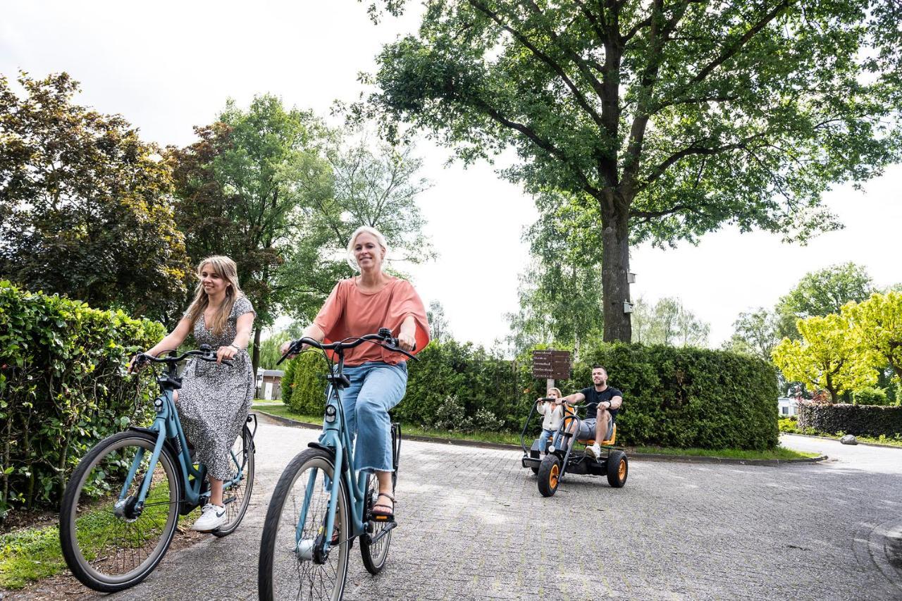 Hotel Recreatiepark De Lucht Renswoude Esterno foto